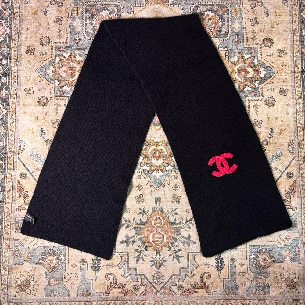 Chanel Black Knit Scarf With Pink Logo Embroidery Cashmere Wool Made in Italy